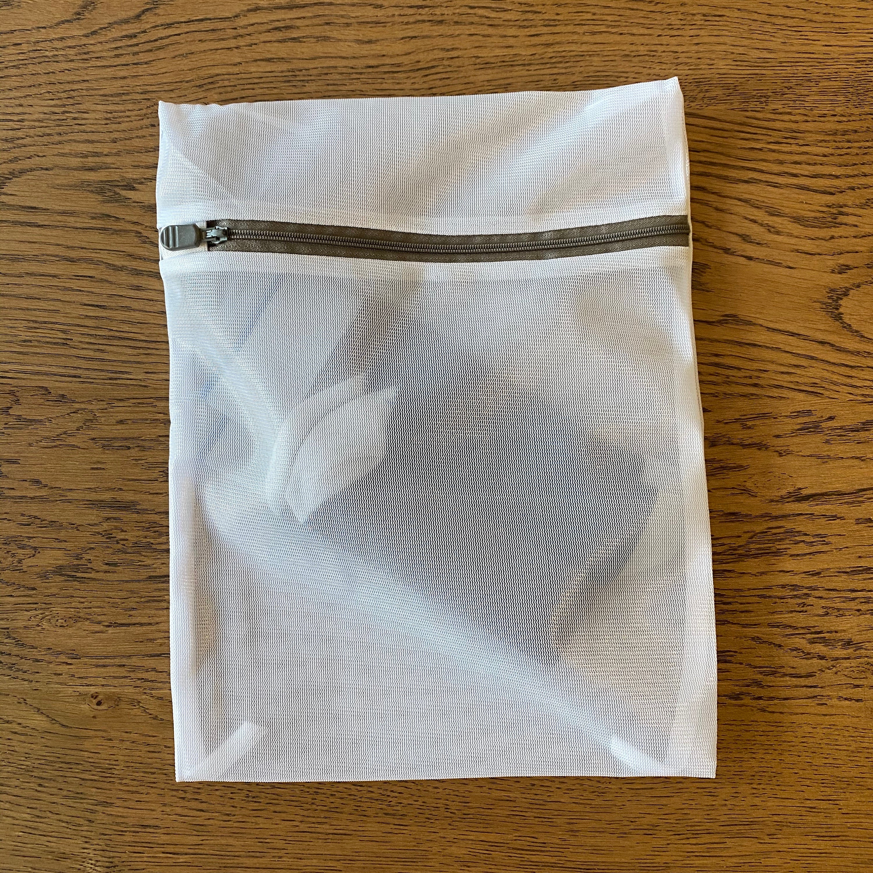 Pack of 2 Premium Mesh Laundry Bag with Autolock Zipper - Delicates Bag for Washing Machine - Clothes Storage Bag