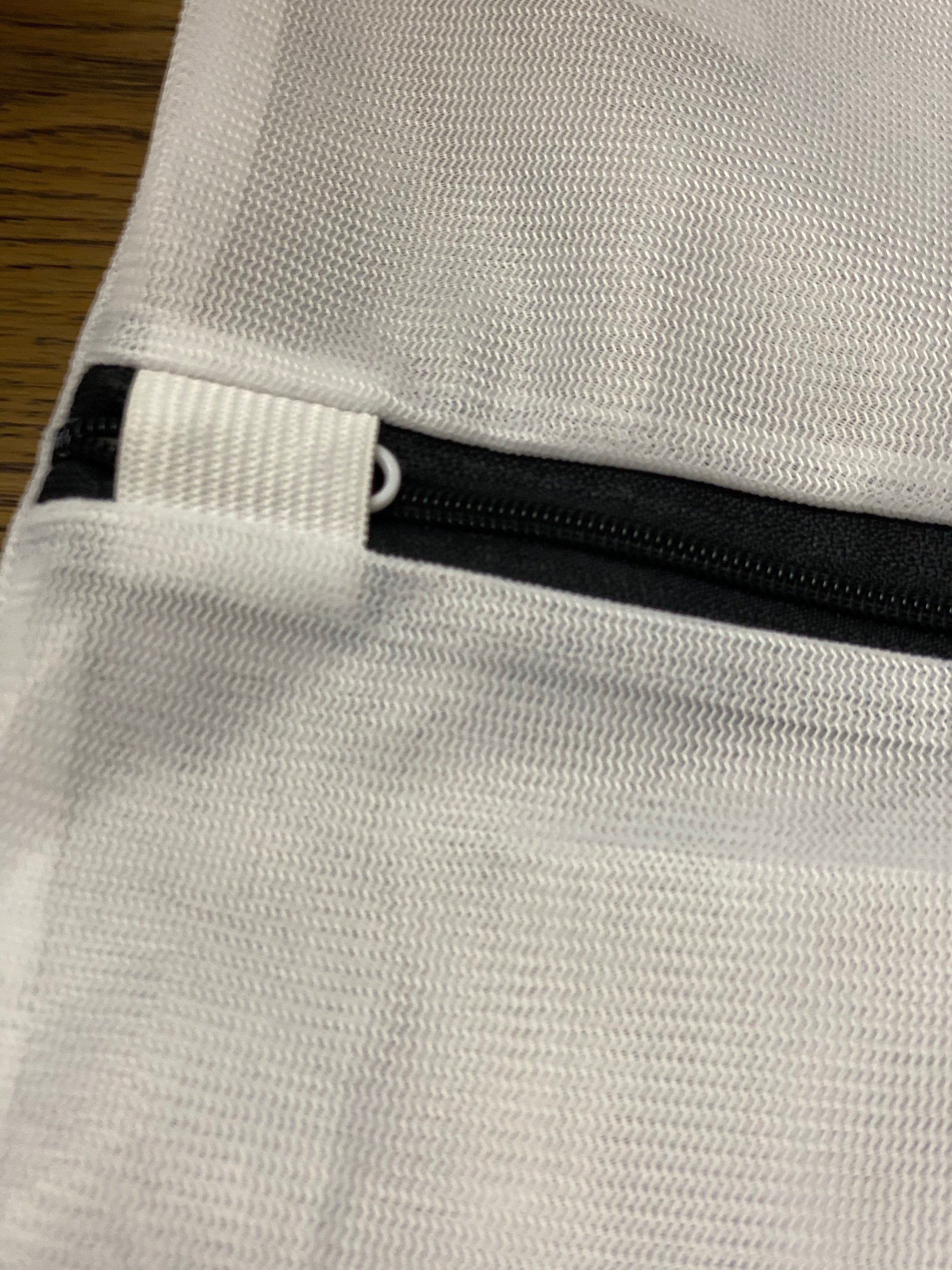 Pack of 2 Premium Mesh Laundry Bag with Autolock Zipper - Delicates Bag for Washing Machine - Clothes Storage Bag