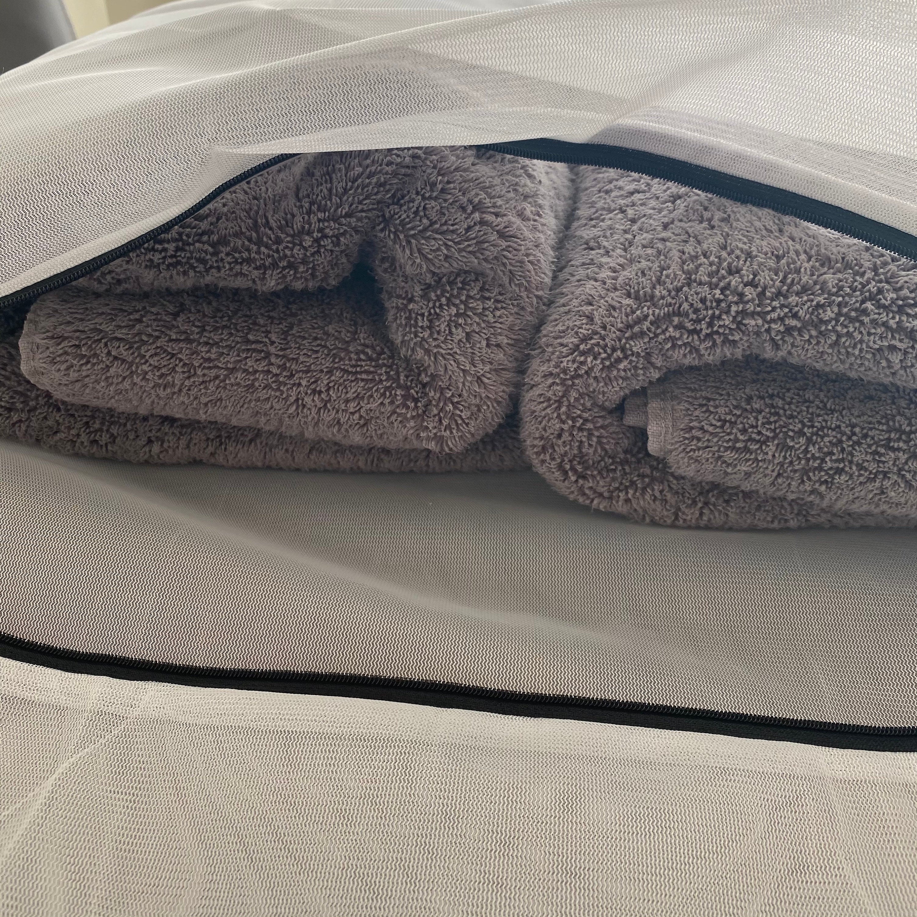 Pack of 2 Premium Mesh Laundry Bag with Autolock Zipper - Delicates Bag for Washing Machine - Clothes Storage Bag